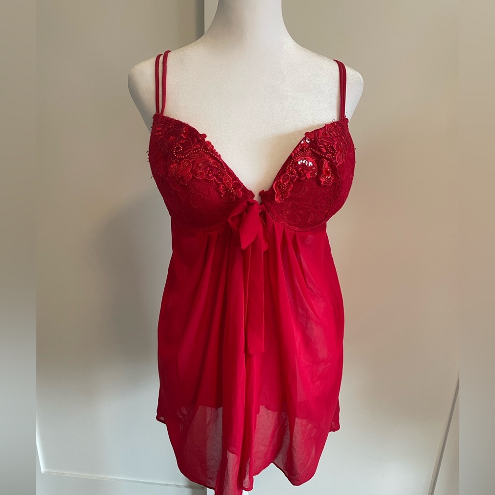 ()red embroidered slip